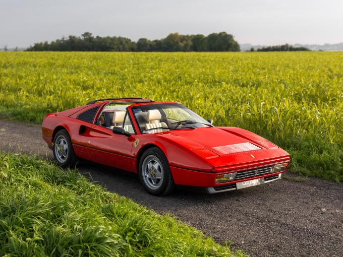 Ferrari 328 GTS de 1988