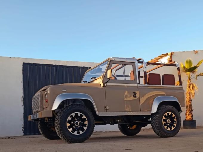 LandRover 90 DEFENDER 90 motorisation 300 tdi softop de 1998