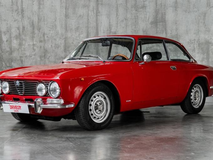 Alfa Roméo Giulia GT 2000 Bertone de 0