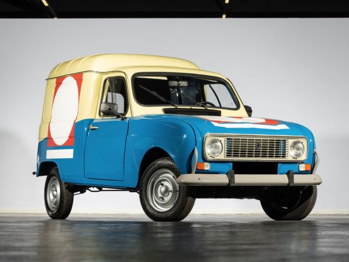 Renault 4 F4 électrique fourgonnette Darty de 1985