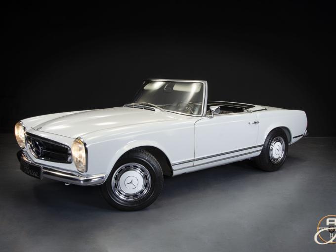 Mercedes-Benz SL 280 Pagode de 1968