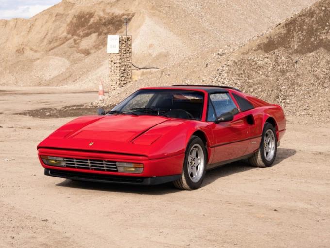 Ferrari 328 GTS de 1985