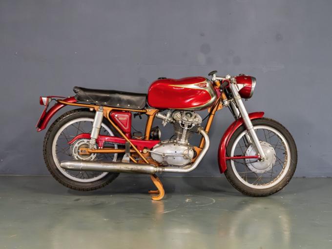 Moto Ducati 200 Elite de 1962