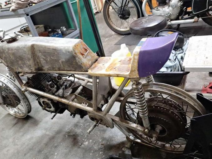 Moto yamaha TA de 1970