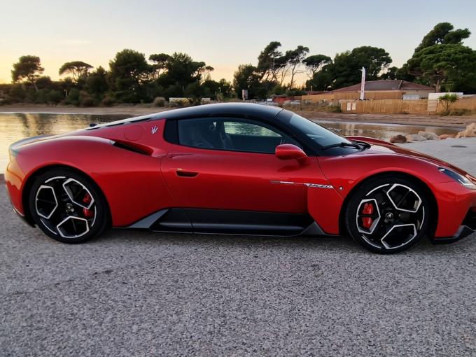 Maserati MC 20  de 2021