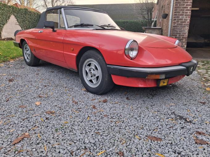 Alfa Roméo Spider  de 1985