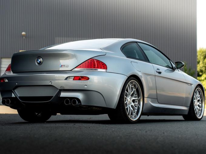 BMW M6 Coup&eacute; de 2005