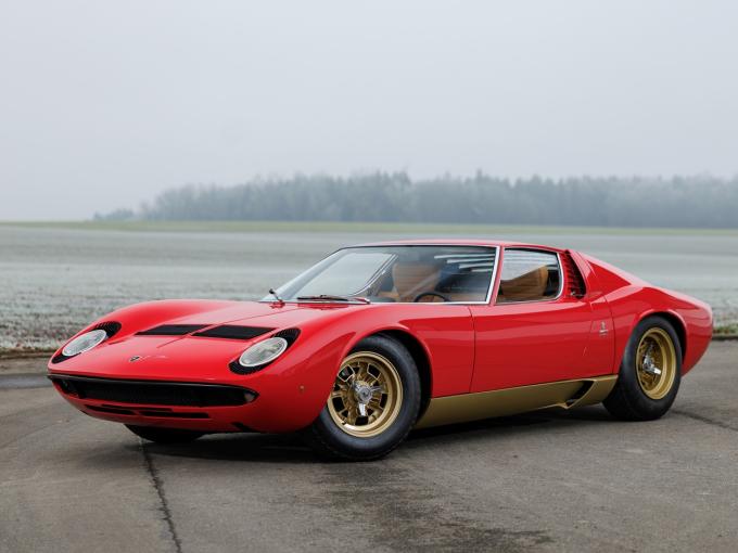 Lamborghini Miura P400 