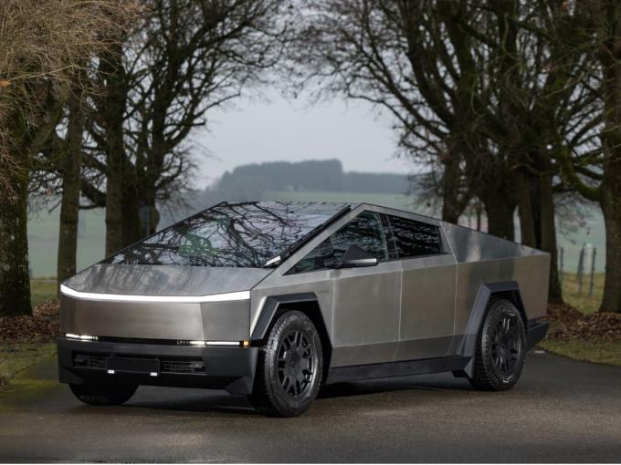   Cybertruck CyberBeast Limited Edition “Foundation Series” de 2024