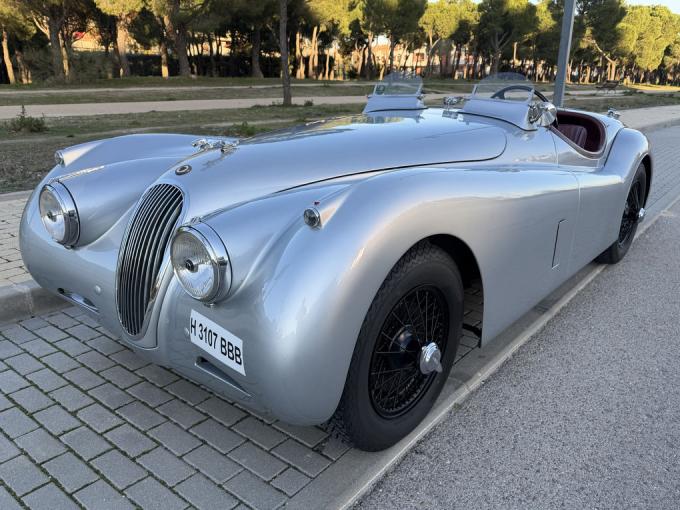 Jaguar Série - XK 120 OTS Roadster de 1953