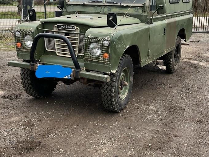 LandRover Defender S&eacute;rie 111 de 1976