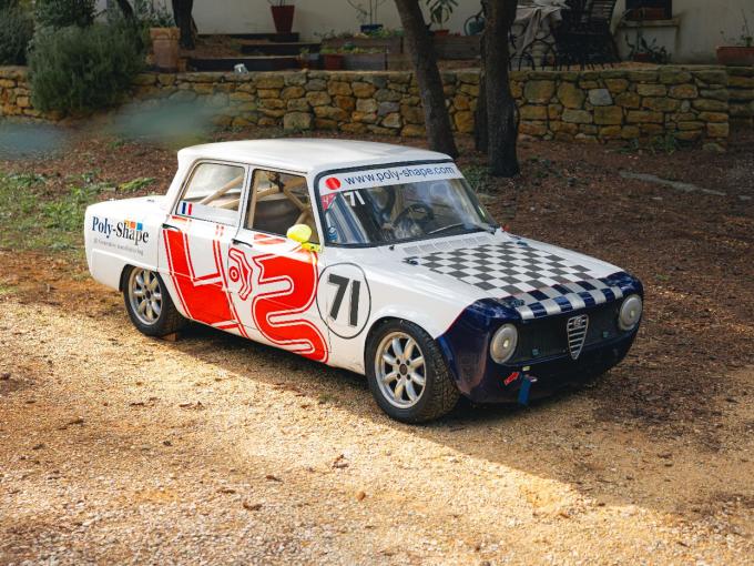 Alfa Roméo Giulia Squadra bianca de 1974