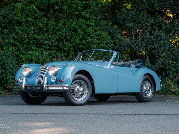 Jaguar Série - XK 140 Drophead Coupe SE de 1955