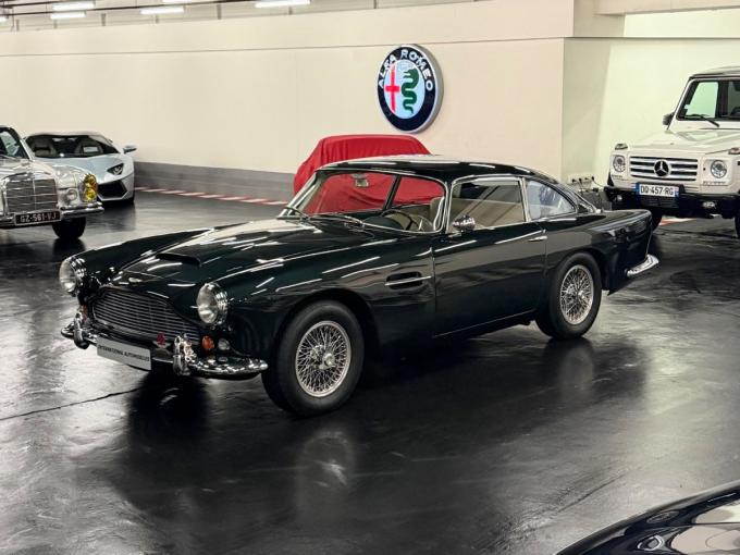 Aston Martin DB 4 Série 5 de 1963
