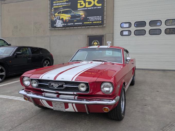 Ford Mustang V8 Fastback de 1966