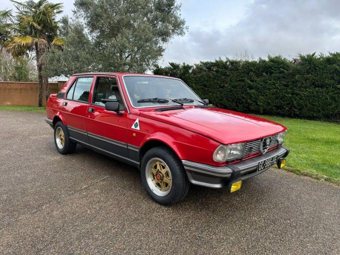 Alfa Roméo Giulietta 2000 de 1982