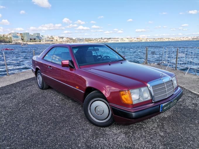 Mercedes-Benz 230 CE (W124) - 138.000 KMS  de 1991