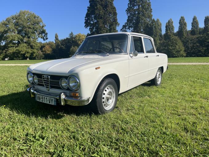 Alfa Roméo Giulia 1300 super de 1972