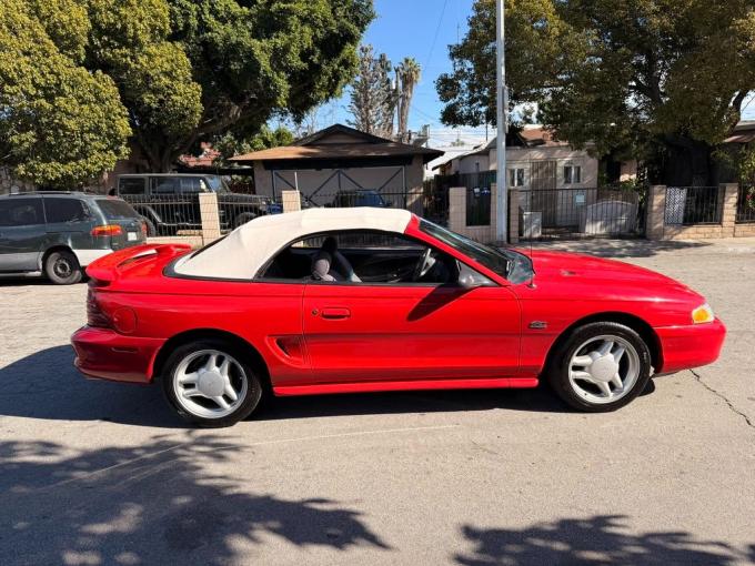 Ford Mustang GT Cabriolet de 1995