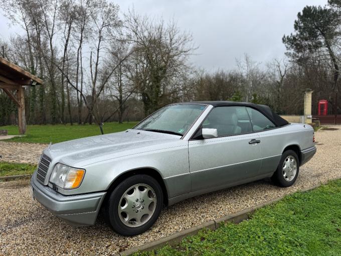 Mercedes-Benz E class 320 E Cabriolet de 1995