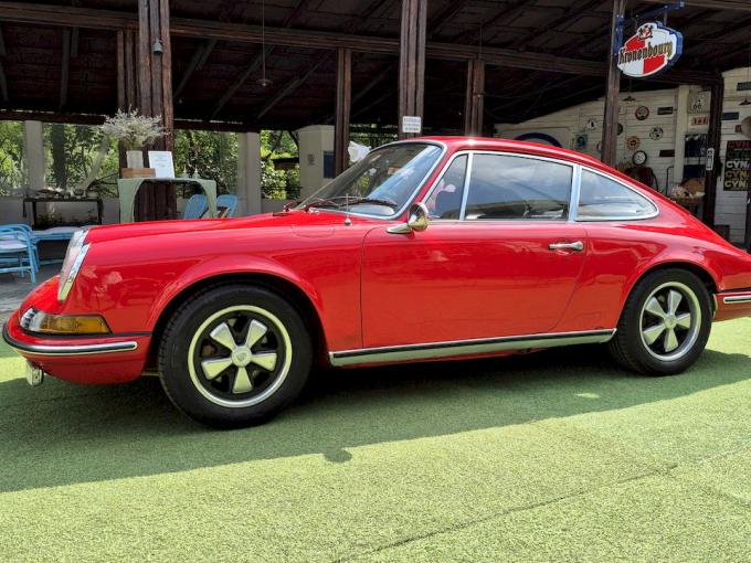 Porsche 911 2.4 T Coupè “Ölklappe” de 1972