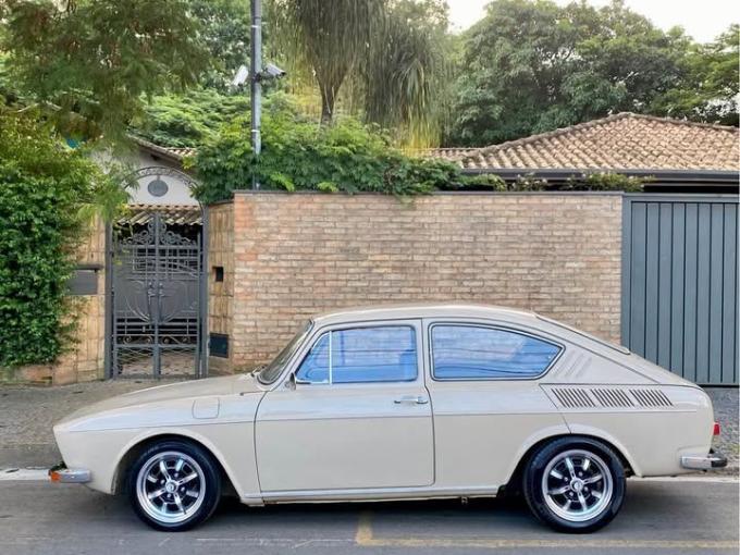Volkswagen 1600 TL fastback de 1972