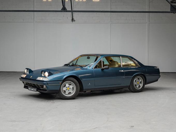 Ferrari 412  *Bo&icirc;te M&eacute;canique* de 1988