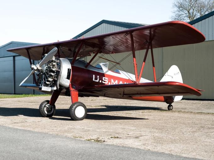 Avion  Boeing Stearman E75 450 HP de 1945