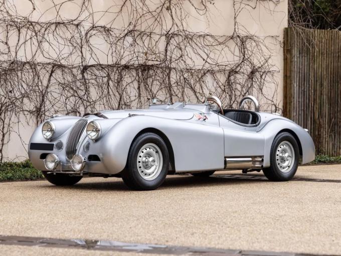 Jaguar Série - XK 120 OTS “Aluminium” de 1952