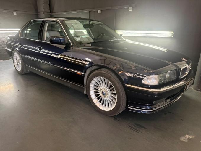 BMW Série 7 E38 750i de 1995