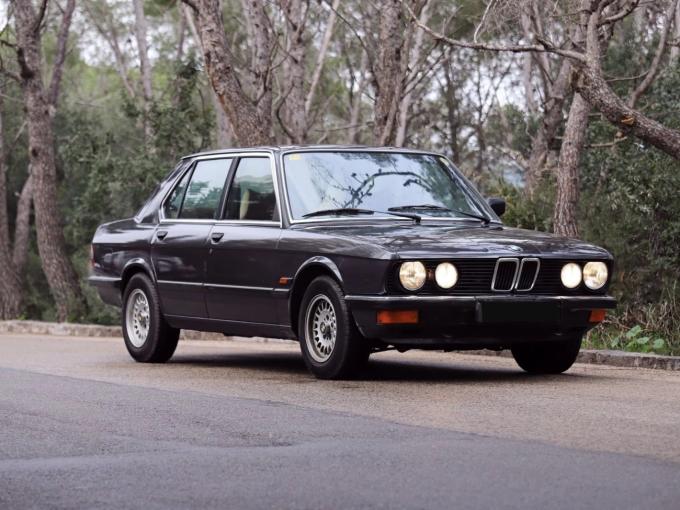 BMW Série 5 520i (E28) de 1983