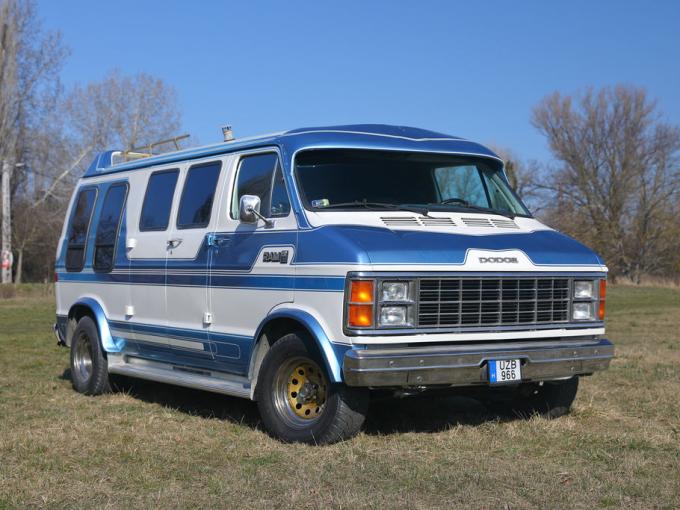 Dodge Van Ram B150 de 1982