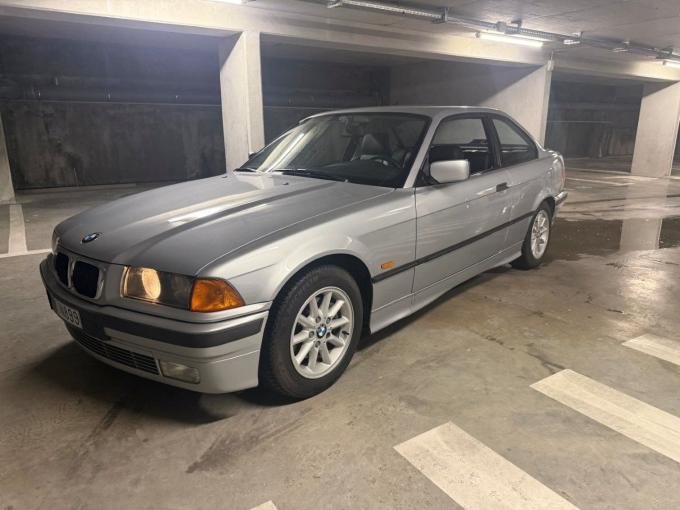 BMW Série 3 328i E36  de 1997