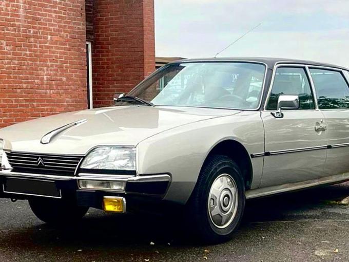 Citroen CX Prestige Toit &agrave; ligne basse de 1976