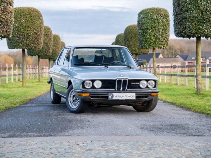 BMW Série 5 528i E12 de 1981