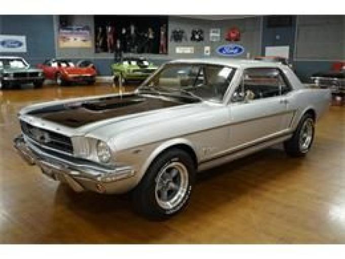 Ford Mustang V8 Coupé de 1965
