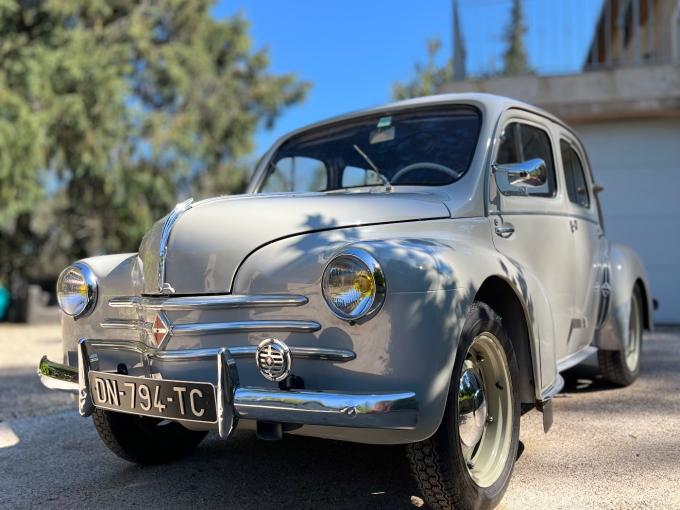 Renault 4 CV 1062 de 1956