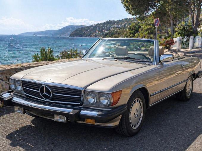Mercedes-Benz SL R107  560 de 1986