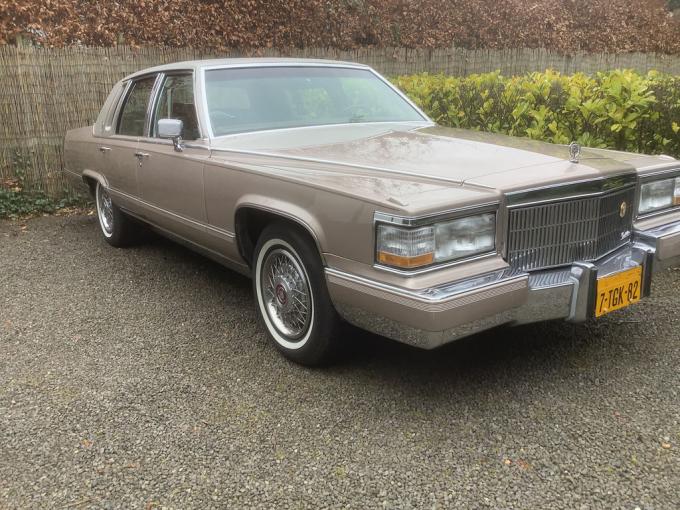 Cadillac Brougham V8 5.0 de 1992