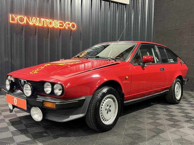 Alfa Roméo Alfetta GT  GTV  2.5 de 1982
