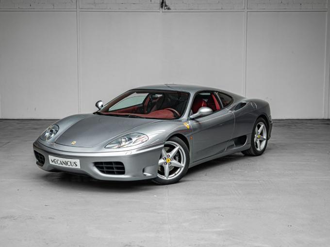 Ferrari 360 Modena F1 *Grigio Titanio / Int&eacute;rieur Carbone / &Eacute;chappeme de 2003