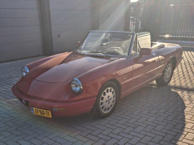 Alfa Roméo Spider 2.0 de 1991