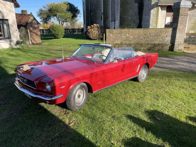 Ford Mustang V8 Cabriolet de 1966