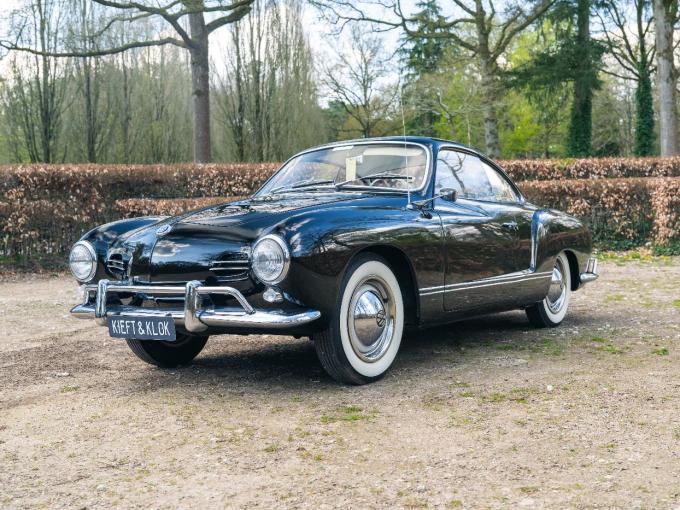 Volkswagen Karmann Ghia  de 1958