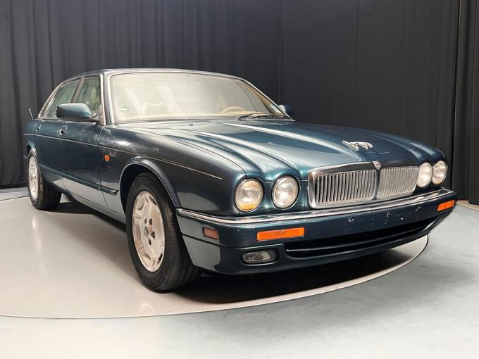 Jaguar Série - XJ X300 4.0 L de 1995