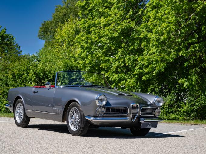 Alfa Roméo 2000 Spider Touring | Second Owner de 1960