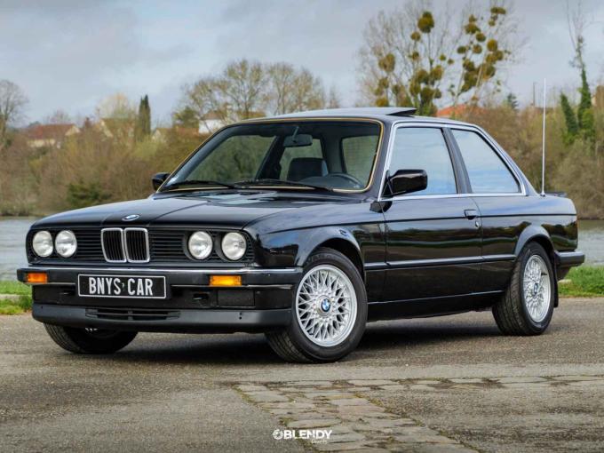 BMW Série 3 E30 323i Coupé de 1983