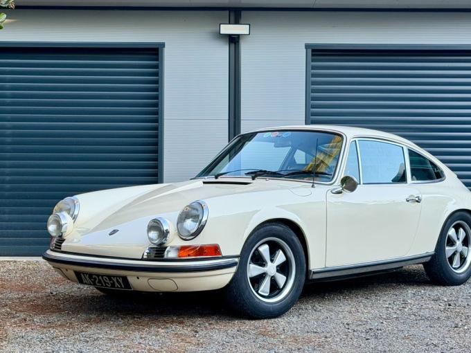 Porsche 911 2.2T Full Restau Matching Nunber & Color Histo ok de 1970