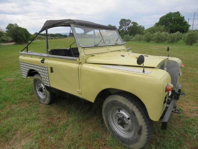 LandRover 88 88 S&eacute;rie 2A de 1963