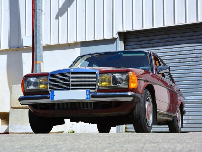 Mercedes-Benz 300 D  de 1983
